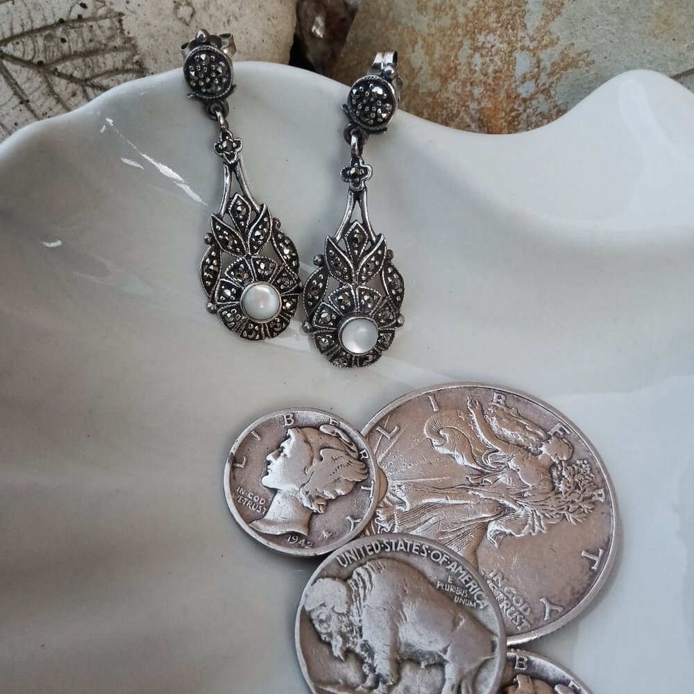 Vintage S.S/Moonstone Drop Earrings